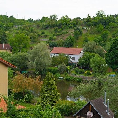 Appartamento Ruhige Unterkunft Mit Einer Schoenen Aussicht Znojmo Esterno foto